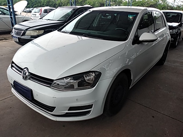VOLKSWAGEN GOLF HIGHLINE AC 2015