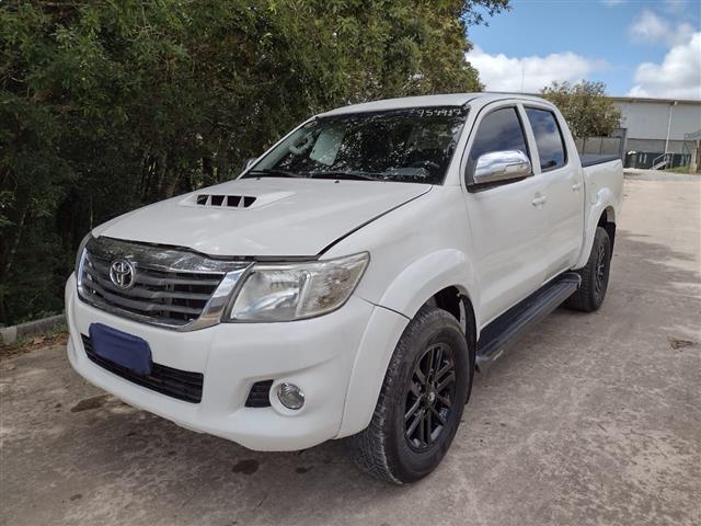 TOYOTA HILUX CD4X4 SRV 2014