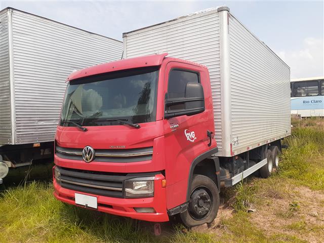 VOLKSWAGEN 13.180 DRC 6X2 2022