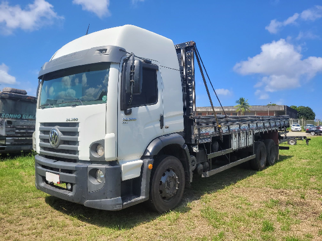 VOLKSWAGEN 24.280 CRM 6X2 2019