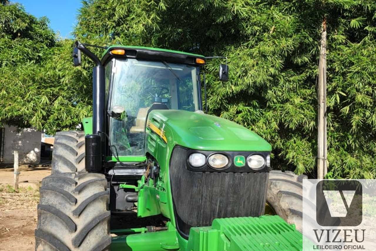 JOHN DEERE 7715 2010