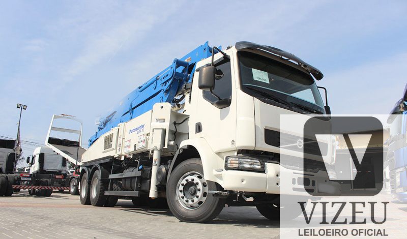 VOLVO VM270 2013  - 6x4 – BOMBA LANÇA PUTZ 36 – 6CC