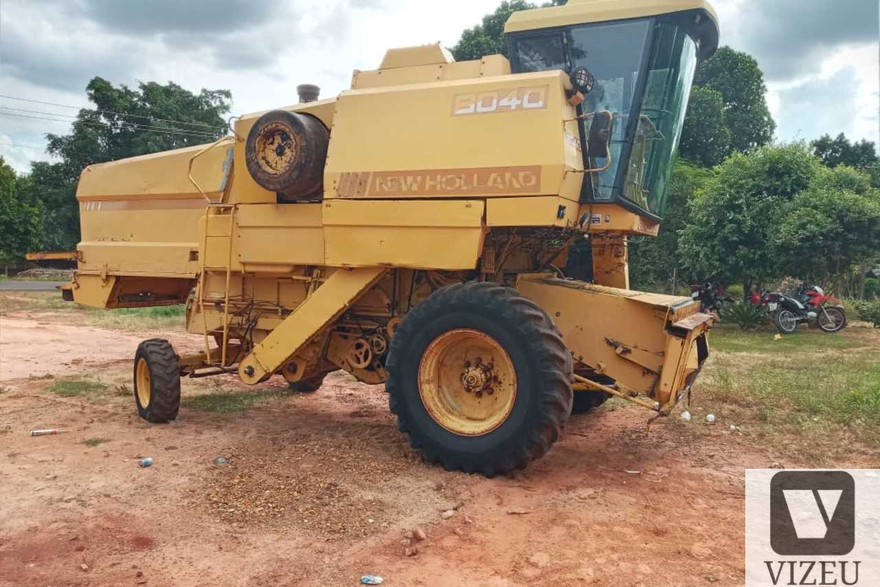 NEW HOLLAND NH8040 1987