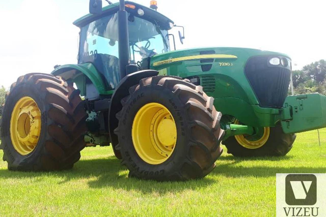 JOHN DEERE 7230J 2019 1