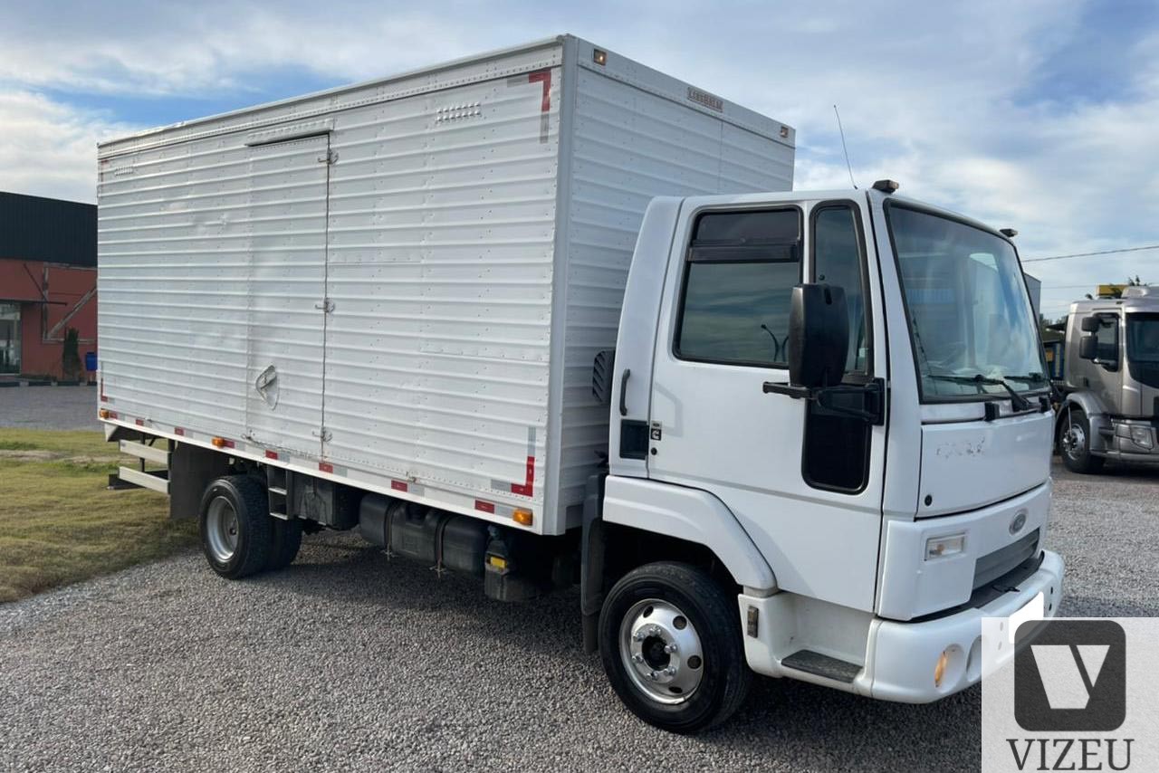 FORD CARGO816 2013 1