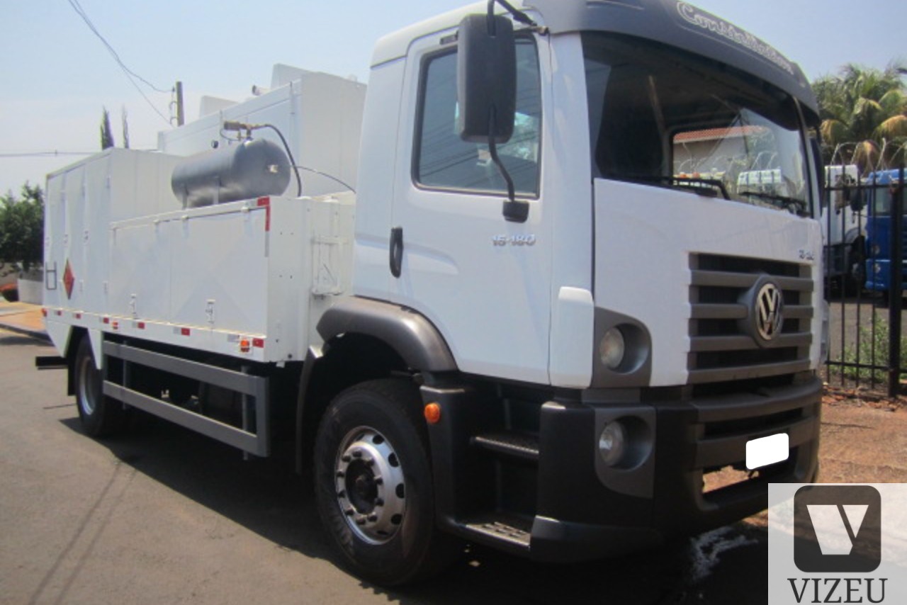 VOLKSWAGEN 15 190 2011