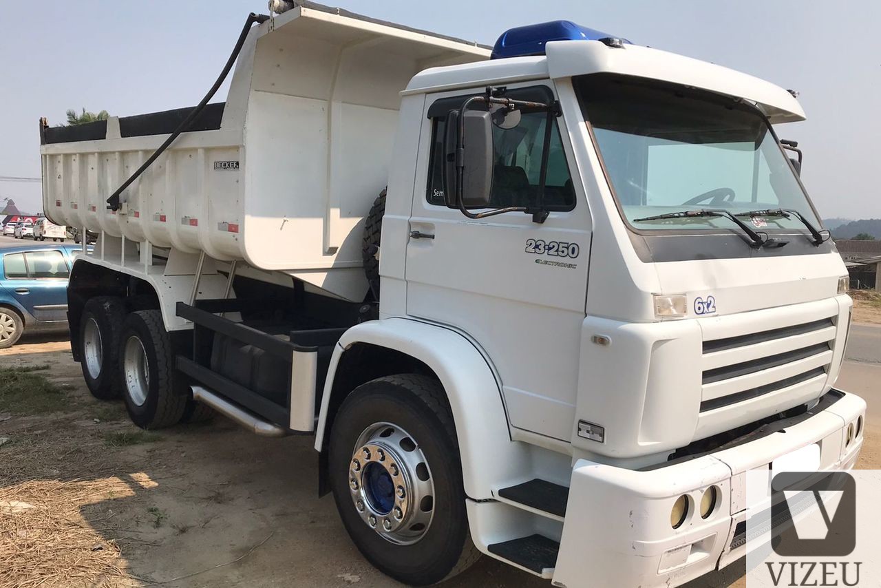 VOLKSWAGEN 23 250 2005