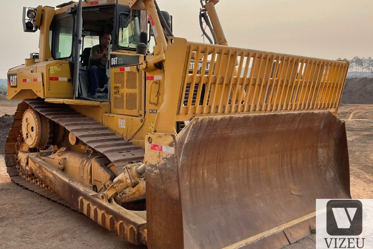 CATERPILLAR D6T XL 2010