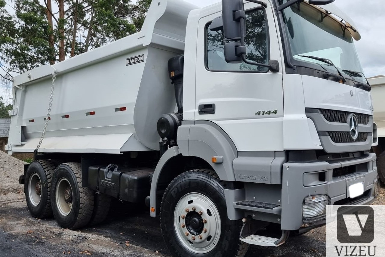 MERCEDES BENZ MB4144 2019