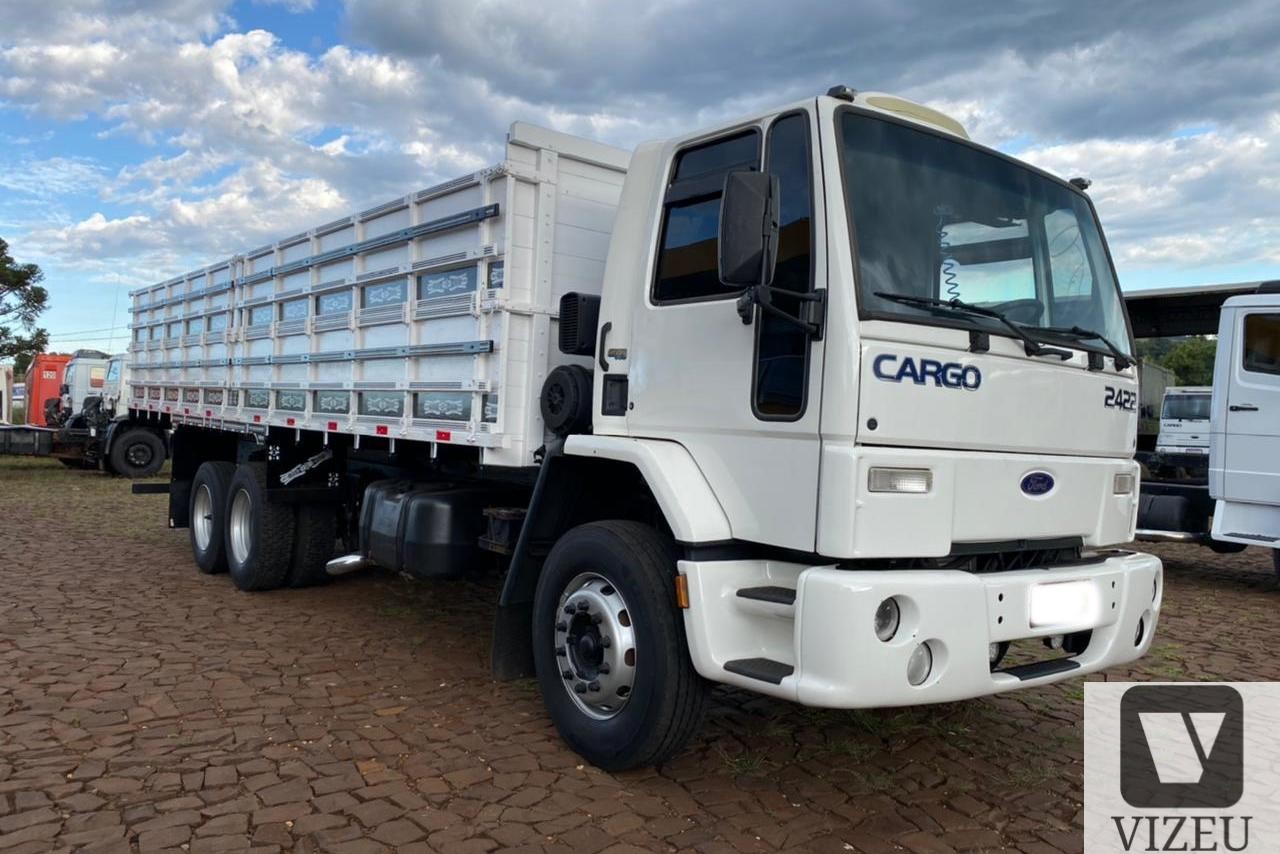 FORD CARGO 2422 2004 1