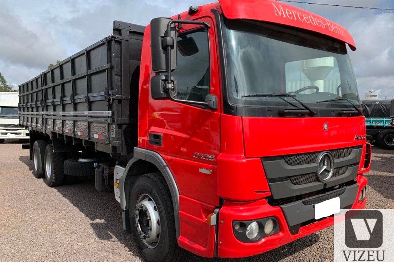MERCEDES BENZ MB2426 2014  1